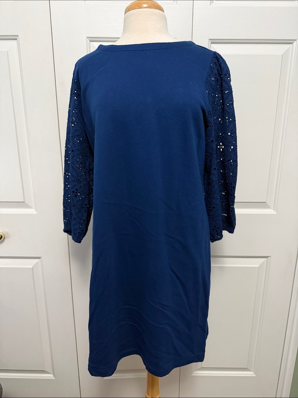 J. Jill Navy Eyelet-Sleeve Midi Shift Dress